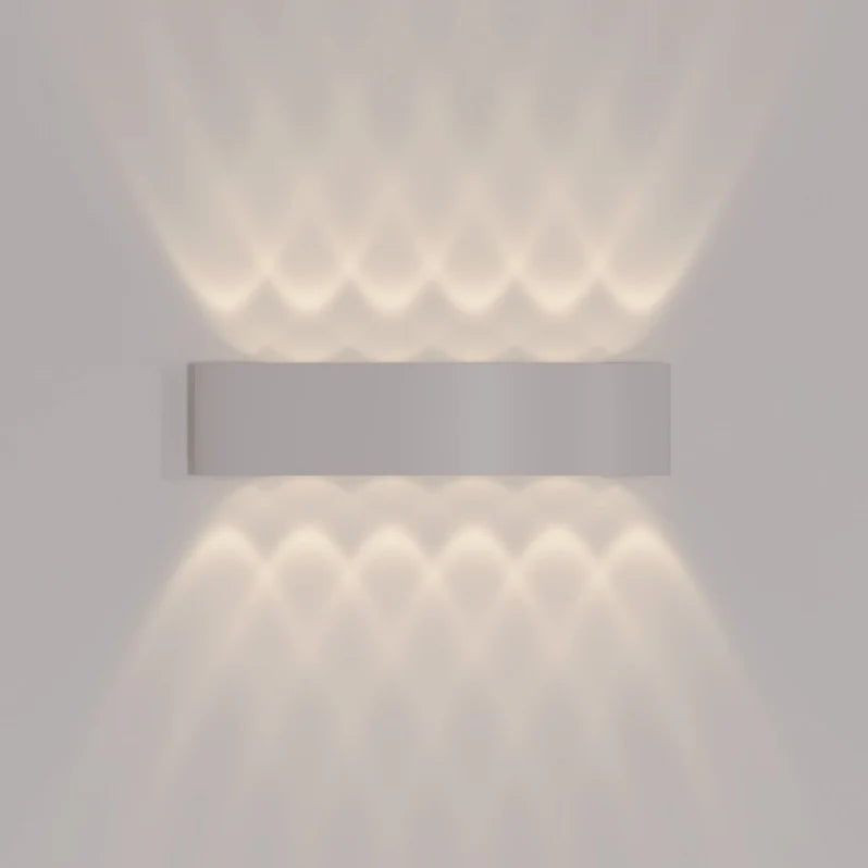 Elegant Aluminum Wall Sconce