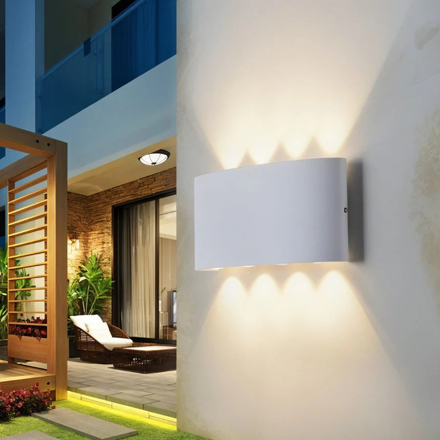 Elegant Aluminum Wall Sconce