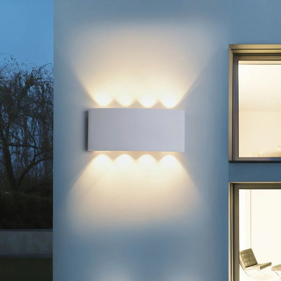 Elegant Aluminum Wall Sconce