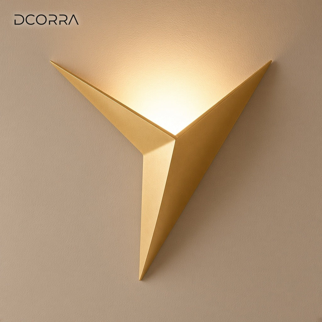 Geometric Three-Point Wall Accent Light - gold finish close-up