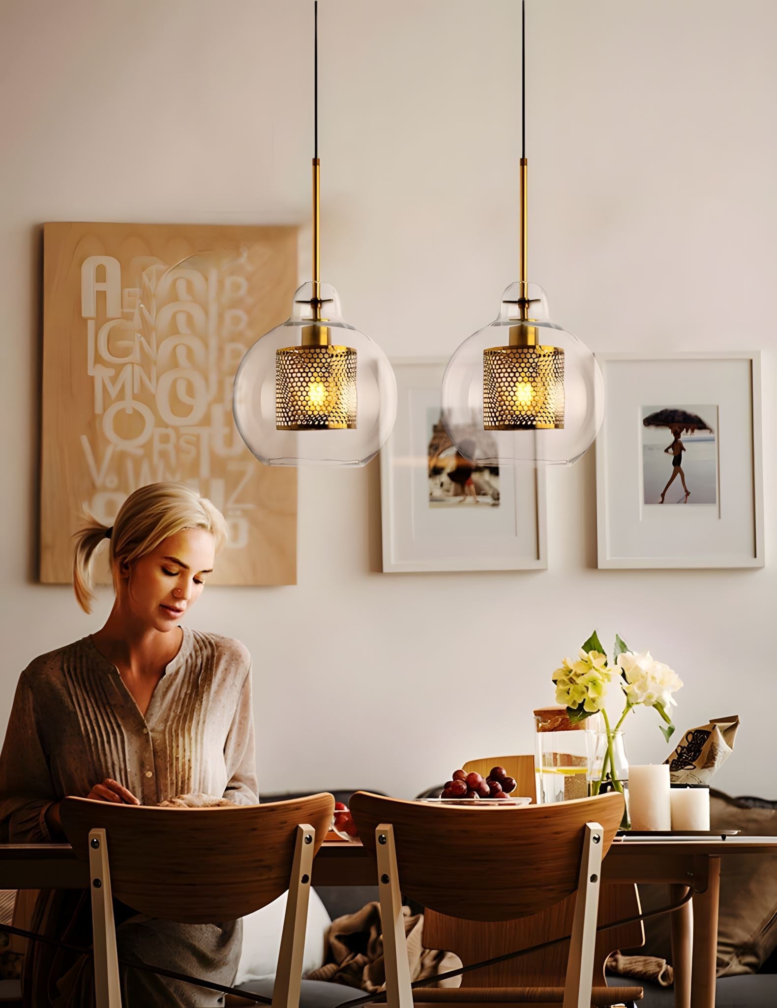 Double-Layer Mesh and Glass Pendant Light