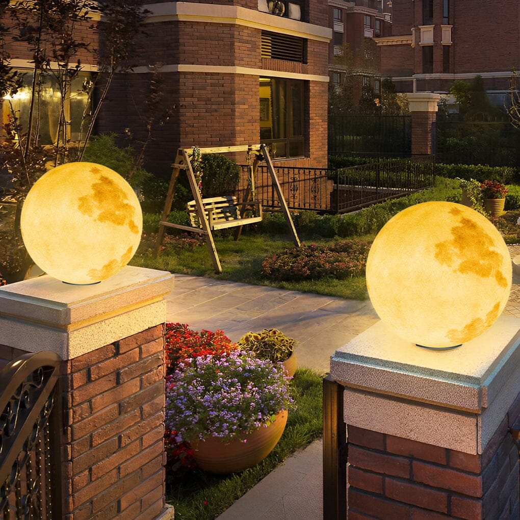 Full Moon Globe Pillar Light - Hardwired / 16''