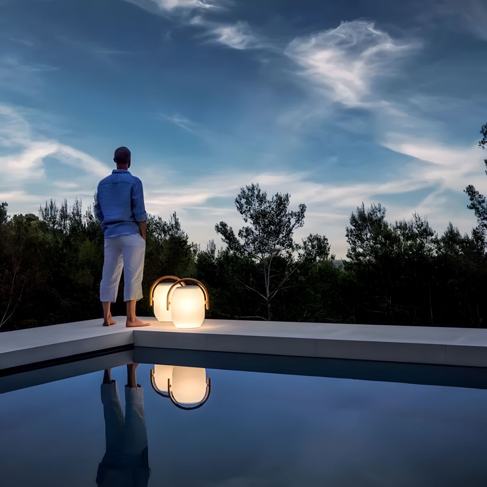 Portable Solar Garden Lantern with Remote - view 4