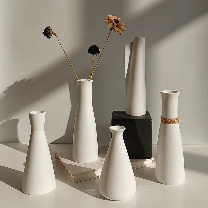 Dcorra 'Cindy' White Porcelain Vase - Eco-Friendly Ceramic